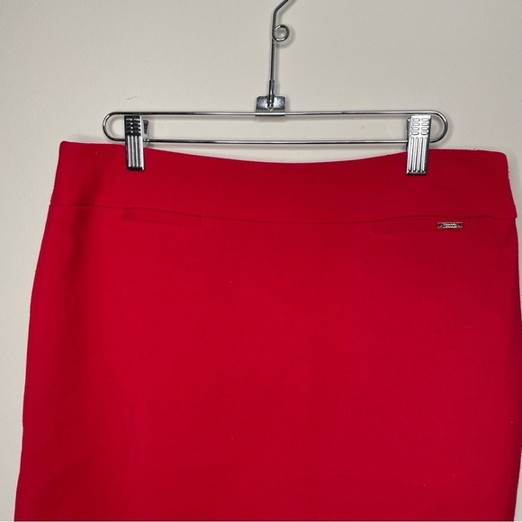 Tahari Arthur and Levine  ASL Knee Length Pencil Skirt Red  Size 6 - Picture 3 of 11